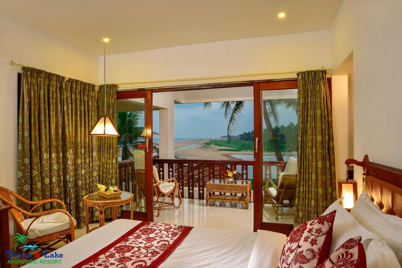 Beach And Lake Ayurvedic Resort, Kovalam Bagian luar foto