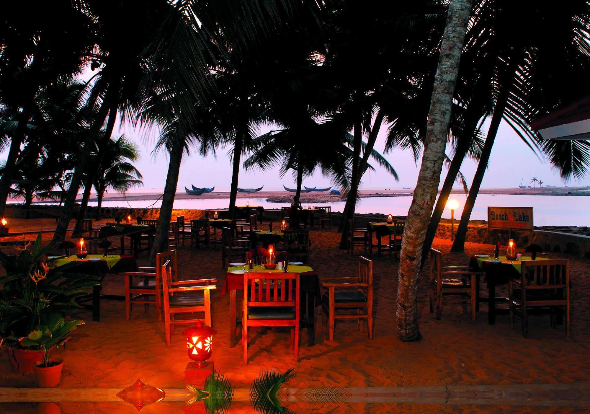 Beach And Lake Ayurvedic Resort, Kovalam Bagian luar foto